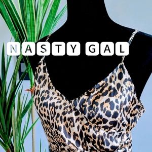 Nasty Gal animal print maxi dress - Size 4